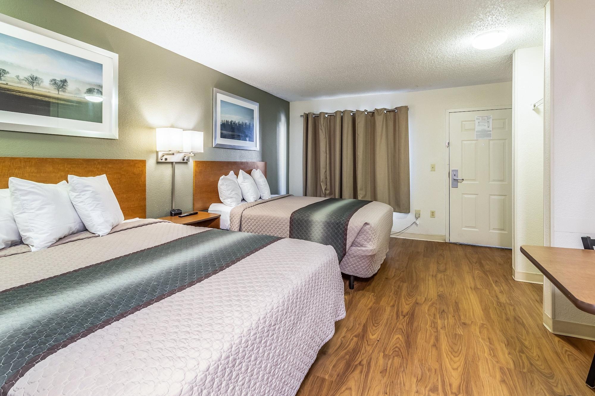 Hometowne Studios By Red Roof Houston - Northwest Extérieur photo