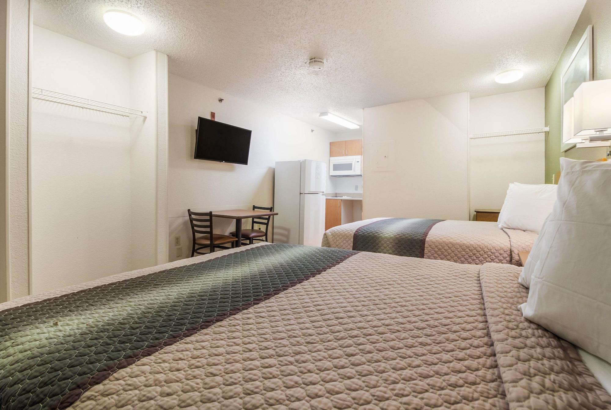 Hometowne Studios By Red Roof Houston - Northwest Extérieur photo
